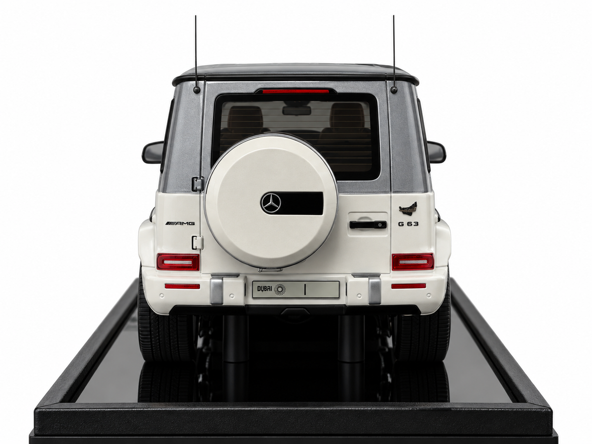 1/18 Resin Mercedes-Benz AMG G 63 UAE Golden Jubilee Edition – Motor Helix (White/Silver)