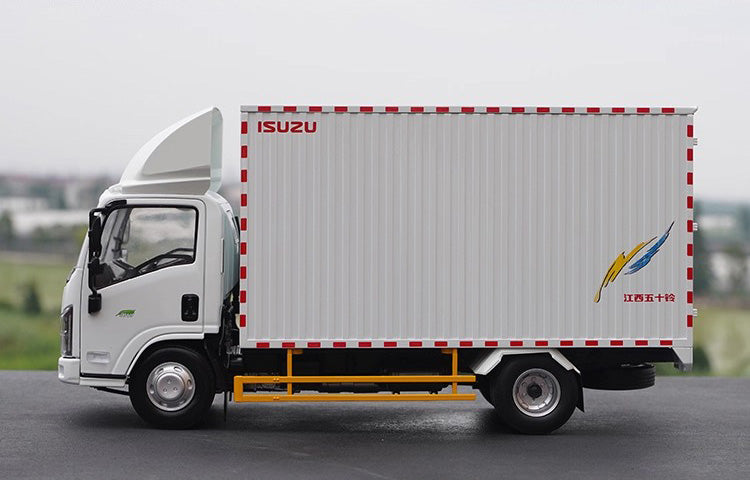 Isuzu ES Diecast Model Car Original 1:18