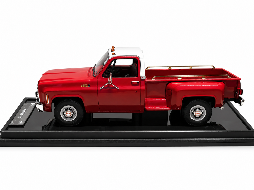 GMC Sierra 1979 Limited Editon Scale 1:18 Red White