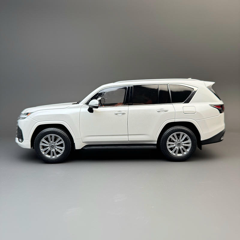 Lexus LX600 Diecast Car LCD Model 1:18