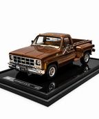 GMC Sierra 1979 Limited Editon Scale 1:18 Brown