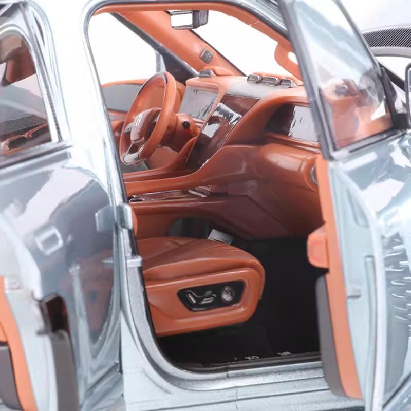 BYD Yangwang U8 1:18 Diecast Model