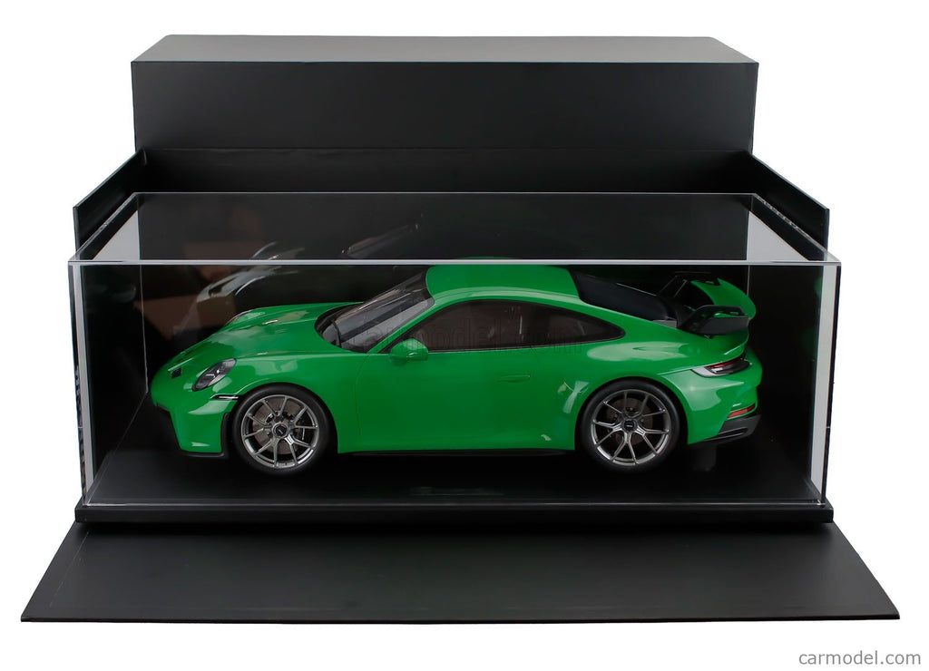 Porsche 911 992 GT3 Python Green GT Spirit 1/8