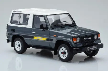 Toyota Land Cruiser LJ73 Grey Otto 1/18
