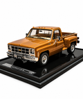 GMC Sierra 1979 Limited Editon Scale 1:18 Copper