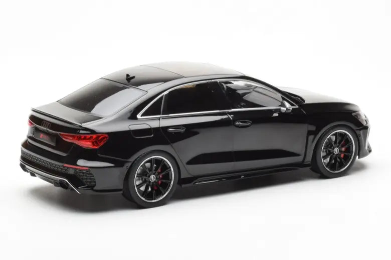 Audi RS3 Limousine Black MCG 1/18