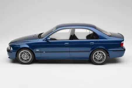 BMW M5 E39 Avus Blue Otto 1/12