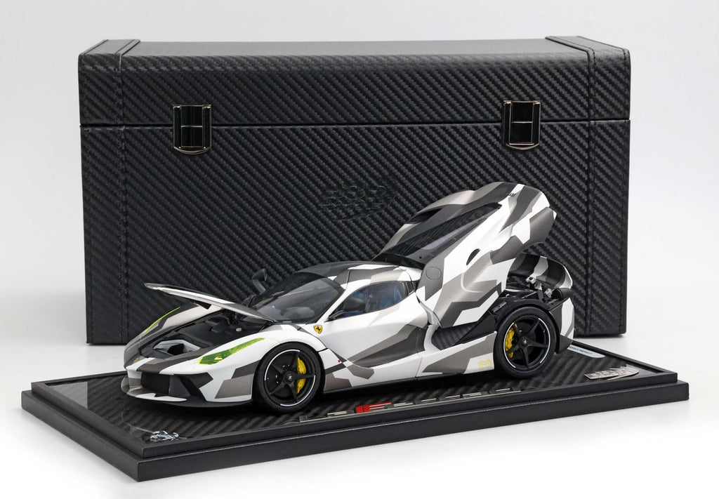 FERRARI LAFERRARI 2012 APRIBILE DIECAST - SPECIAL BOX CAMOUFLAGE VETRINA INCLUSA