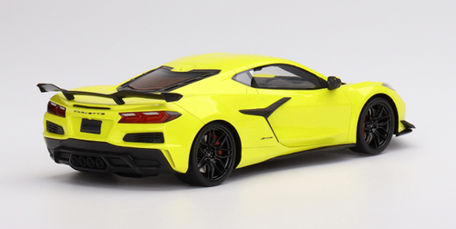1/18 Top Speed 2020 Chevrolet Corvette C8 Stingray (Accelerate Yellow Metallic) Car Model