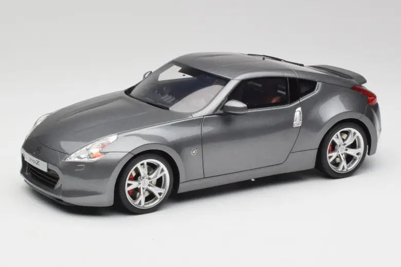 Nissan 370Z Gun Metallic Otto 1/18