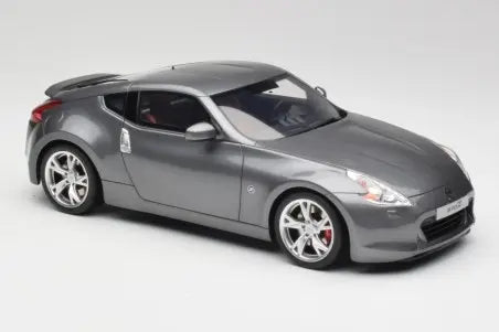 Nissan 370Z Gun Metallic Otto 1/18