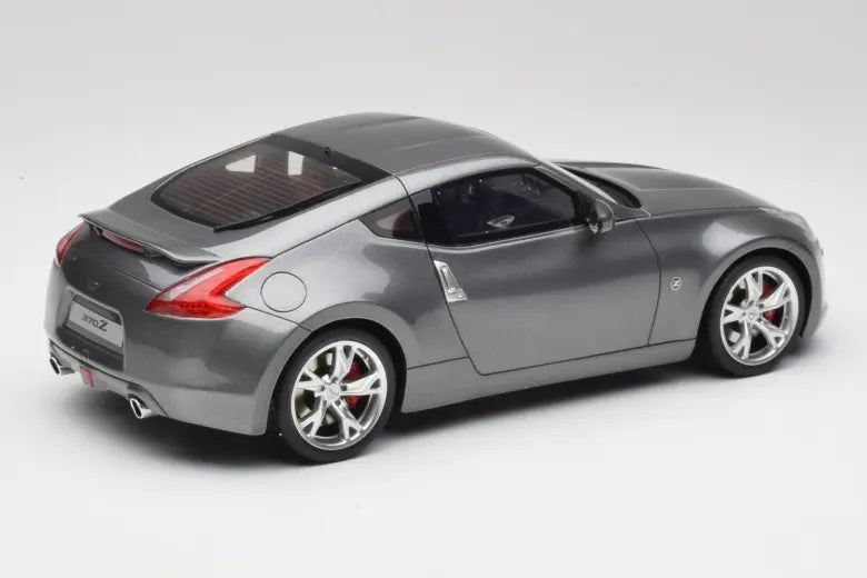 Nissan 370Z Gun Metallic Otto 1/18