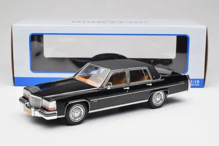 Cadillac Fleetwood Brougham Black MCG 1/18