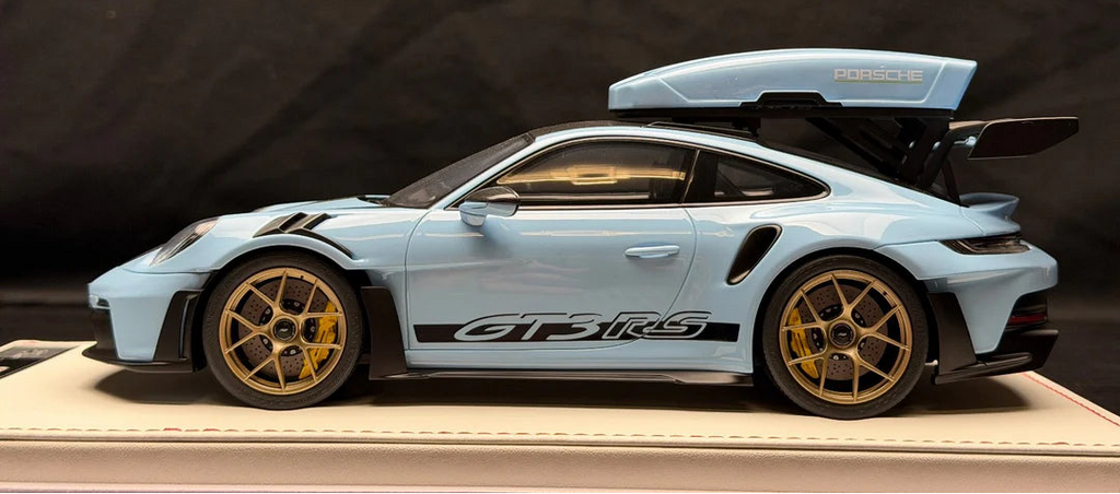 1/18 Ivy Merit Porsche 911 (992) GT3 RS (Gulf Blue with Black Livery & Gold Wheels) Car Model with Detachable Roof Rack Limited 15 Pieces