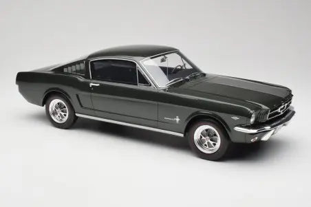 Ford Mustang Fastback Ivy Green Otto 1/12