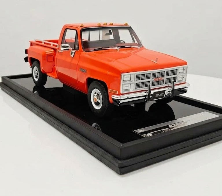1/18 Resin- Old School Models GMC Sierra Classic 3500 (1984) in Orange, Limited to 80 Pieces