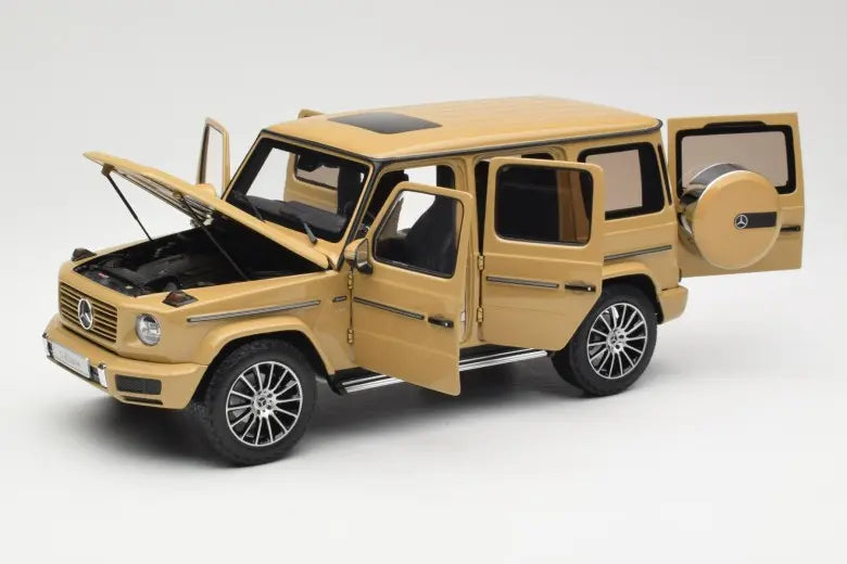 Mercedes G-Class G 500 W463A Solarbeam Yellow Metallic Minichamps 1/18