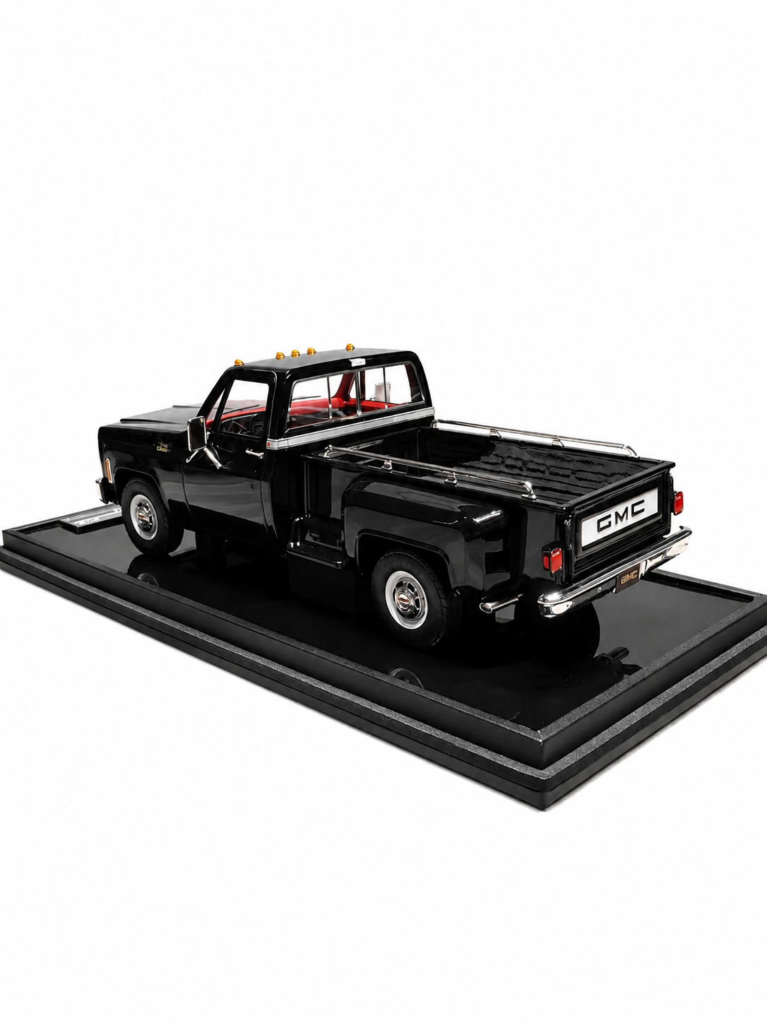 GMC Sierra 1979 Limited Editon Scale 1:18 Black