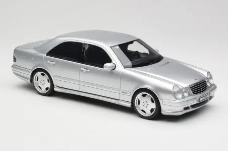 Mercedes E55 AMG W210 Brilliant Silver Otto 1/18