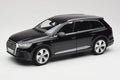 Audi Q7 4M Orca Black Minichamps 1/18