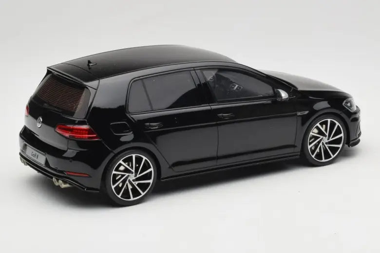 VW Volkswagen Golf 7 R Deep Black Otto 1/18