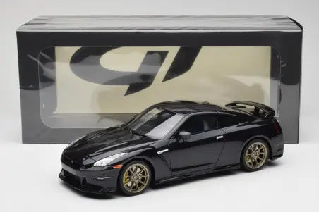 Nissan GT-R R35 Takumi Edition Midnight Purple GT Spirit 1:18