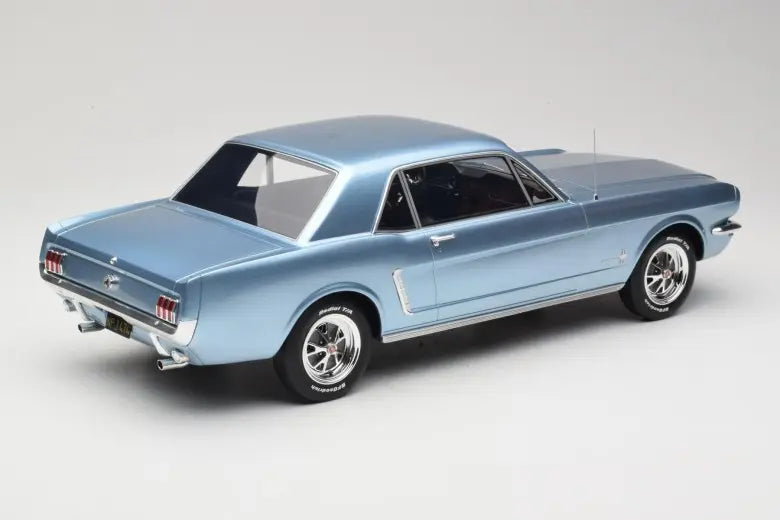Ford Mustang V8 Blue Pony  1:12