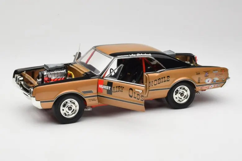 Exhibition Drag Car Oldsmobile 442 Hurst Hairy Olds Twin-Engine 4WD 1966 Highway 61 1:18