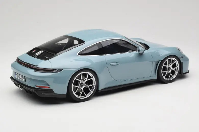 Porsche 911 992 S/T Meissenblue Norev 1/12