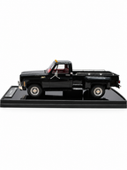 GMC Sierra 1979 Limited Editon Scale 1:18 Black