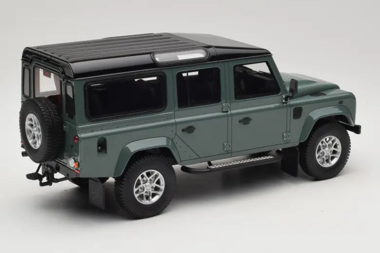 Land Rover Defender 3 Station Wagon Keswick Green GT Spirit 1/18