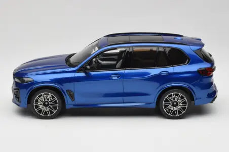 BMW X5 M F95 Competition Marina Bay Blue Metallic GT Spirit 1:18