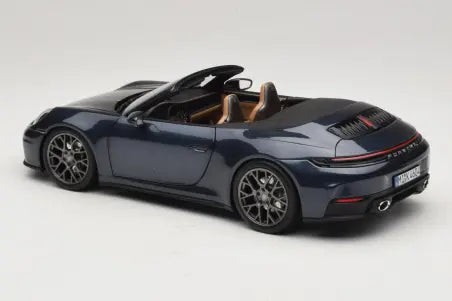 Porsche 911 992.2 Carrera Cabriolet Yachting Blue Norev 1/18