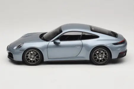 Porsche 911 992.2 Carrera Polar Silver Metallic Norev 1/18