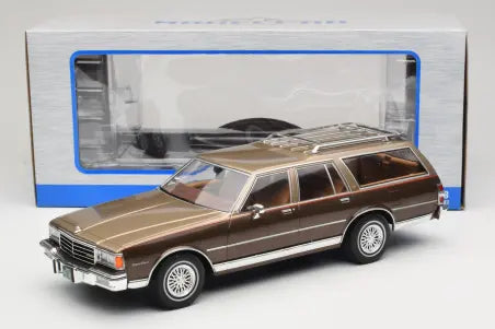 Preorder  Chevrolet Caprice Estate Wagon Beige MCG 1/18