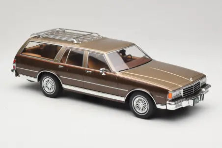 Preorder  Chevrolet Caprice Estate Wagon Beige MCG 1/18