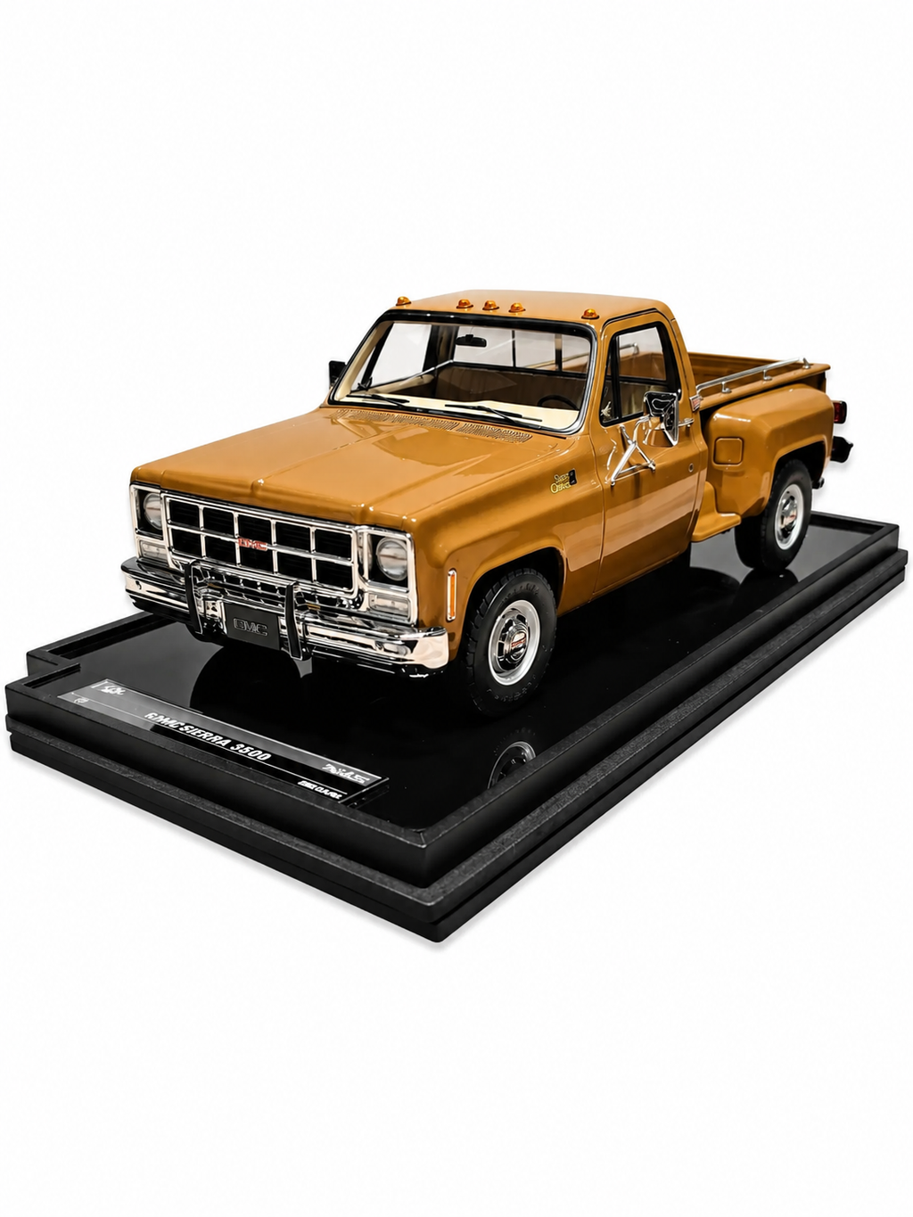 GMC Sierra 1979 Limited Editon Scale 1:18 Copper