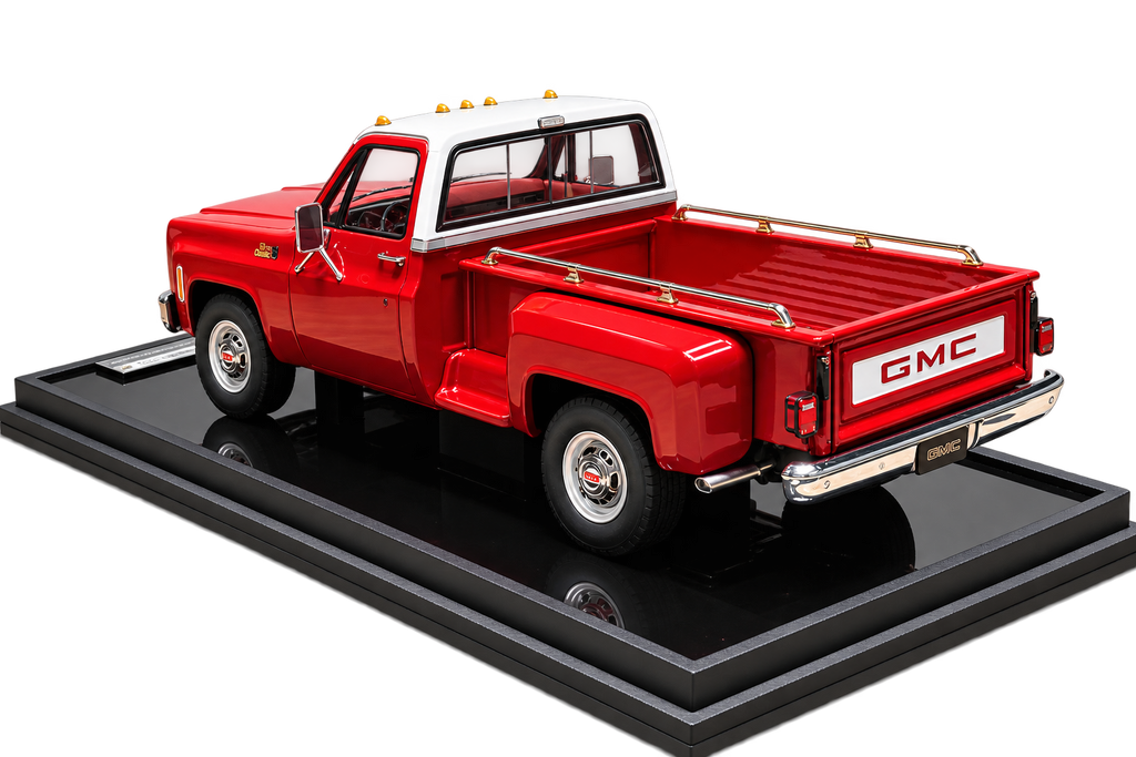 GMC Sierra 1979 Limited Editon Scale 1:18 Red White