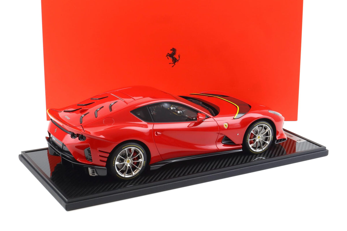 1:12 BBR Ferrari 812 Competizione Rosso Corsa 322 red/ yellow details – Limited 100 pcs.