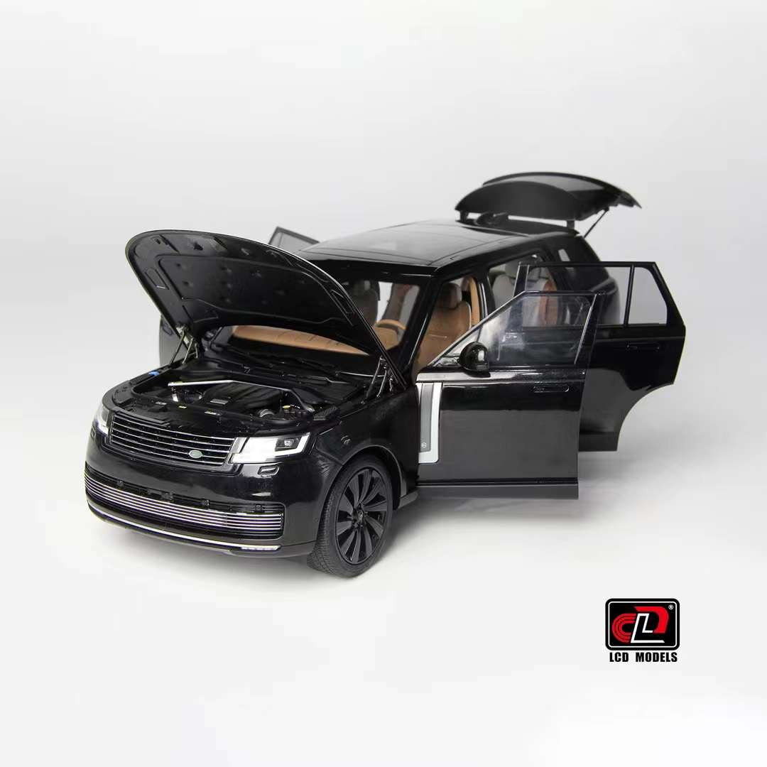 LCD 2022 Land Rover Range Rover SV Black 1:18