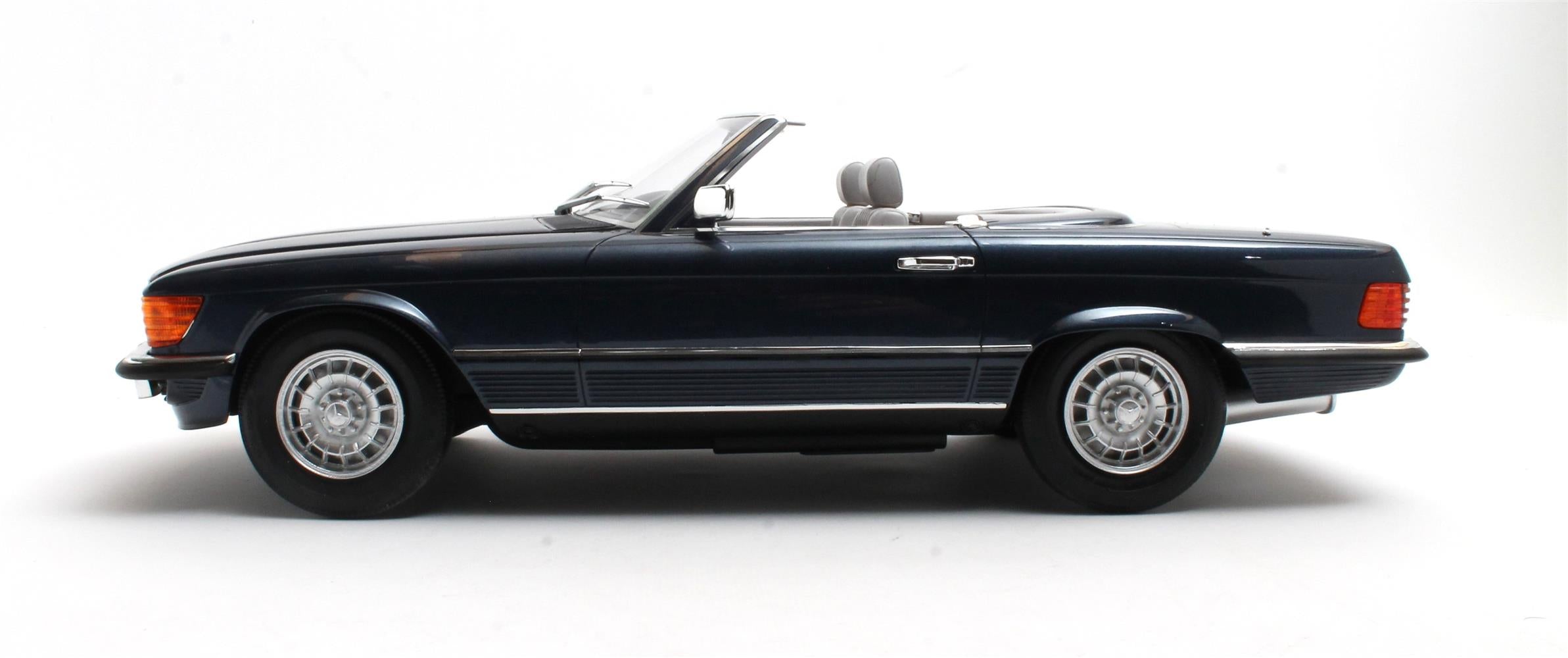 Mercedes-Benz 380SL R107 Lapis blue metallic 1:12 1979 - 1985