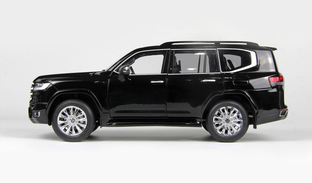 TOYOTA LAND CRUISER 300-ZX BLACK 1/18