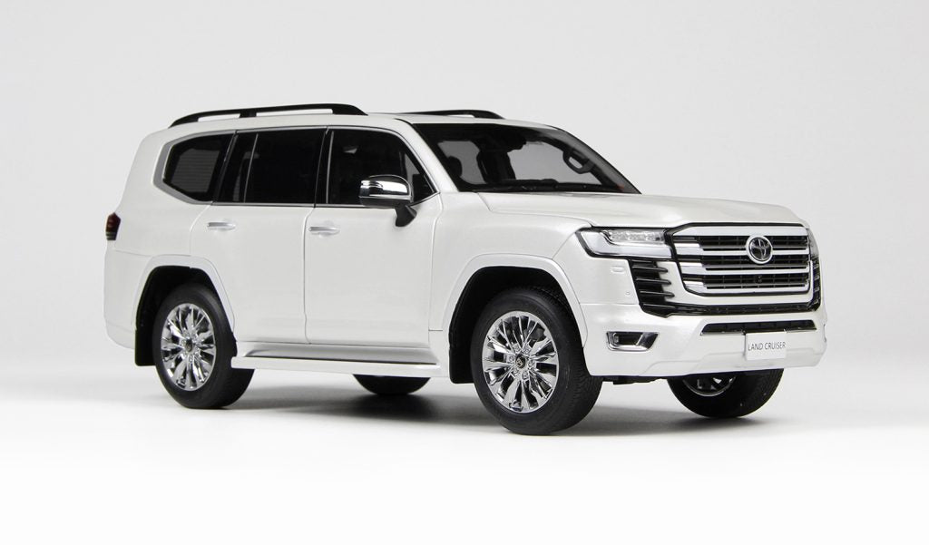 TOYOTA LAND CRUISER 300-ZX WHITE 1/18