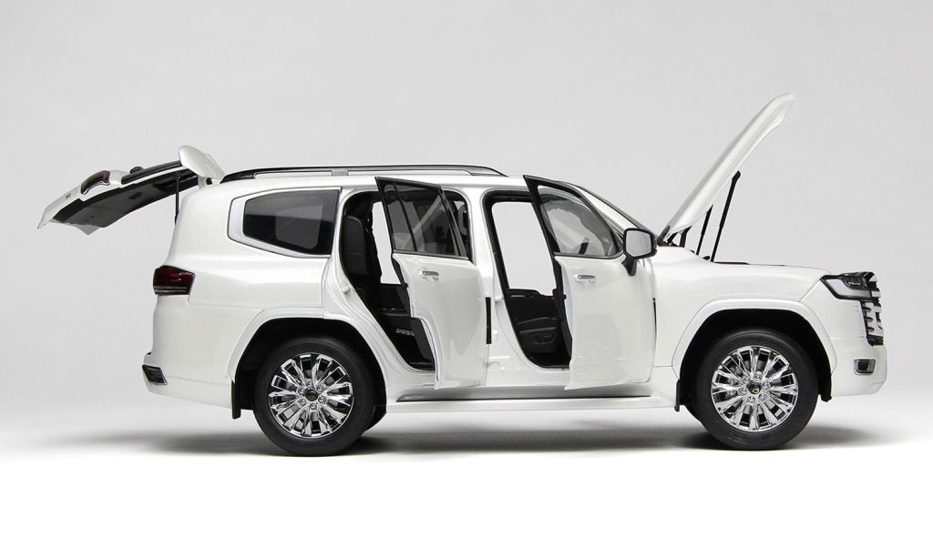TOYOTA LAND CRUISER 300-ZX WHITE 1/18