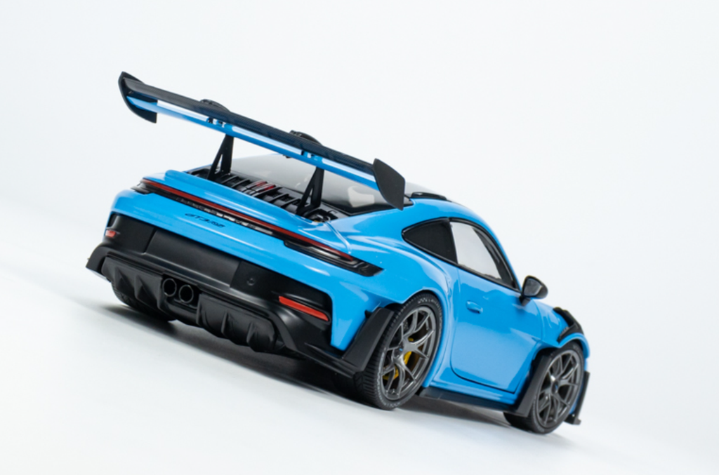 Porsche 911 (992) GT3 RS  2024 Weissach Package (Blue with Dark Silver Wheels) 1/18