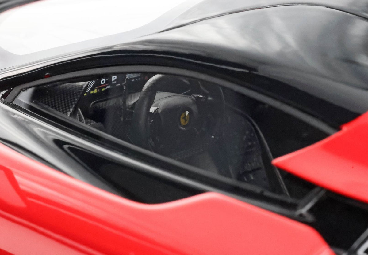 Ferrari F80 Rosso Corsa - cerchi silver