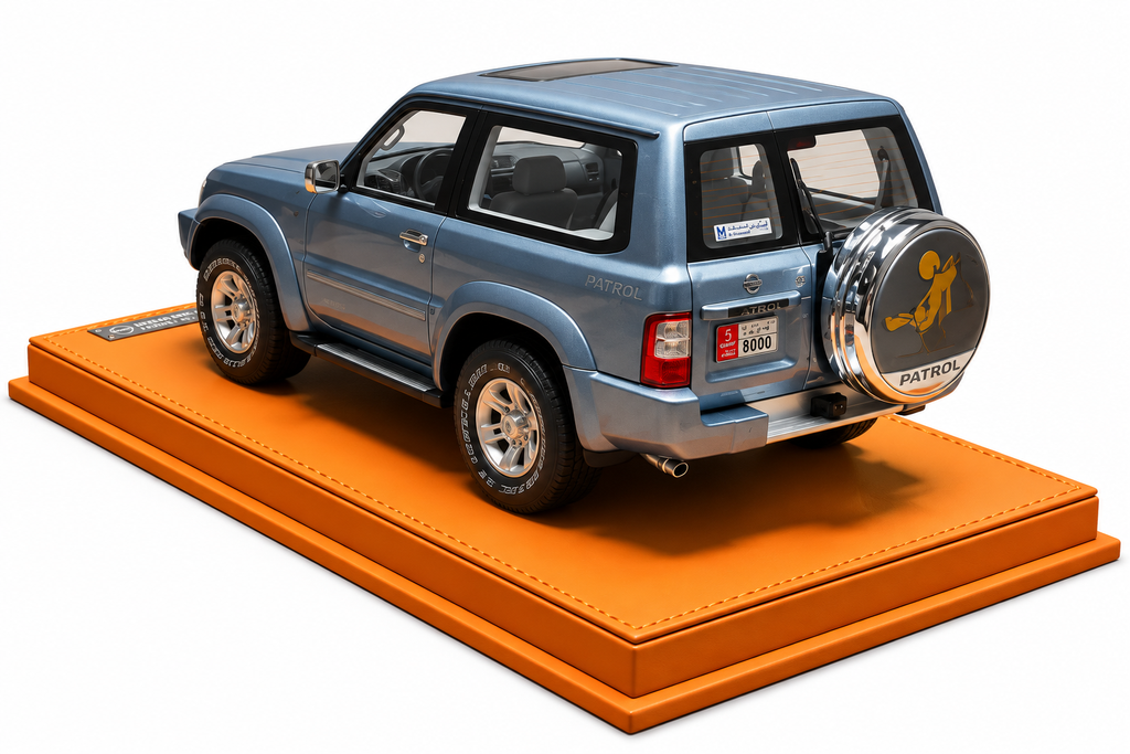 Nissan Patrol 2004 (Grey) Scale 1/18