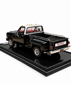 GMC Sierra 1979 Limited Editon Scale 1:18 Black White