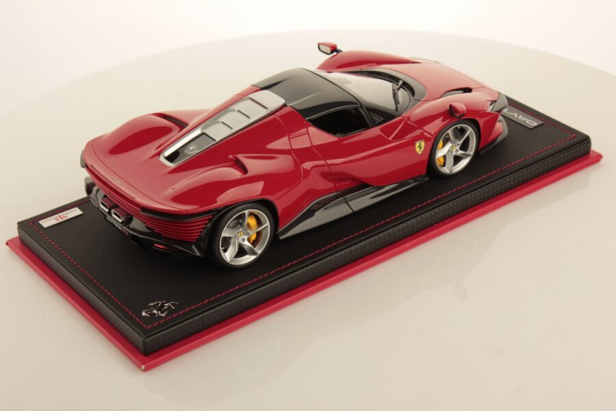 MR Ferrari Daytona SP3 Red Rosso Corsa - Limited 199 pcs 1/18, FE036C