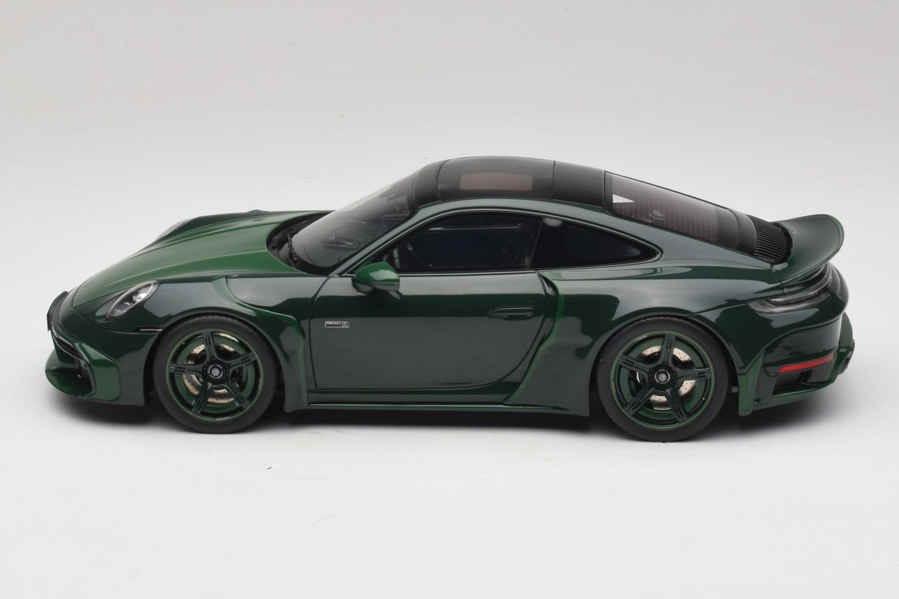 Porsche 911 992 Turbo S Brabus 900 Rocket R Mean Green GT Spirit 1/18